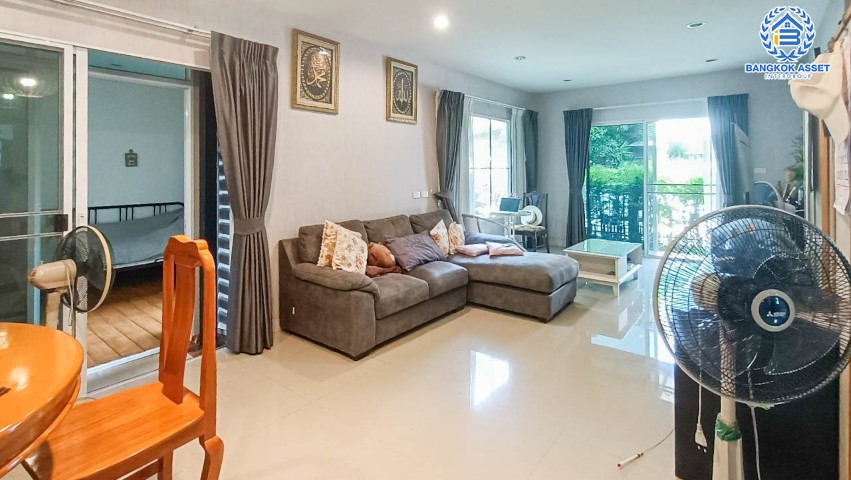 *****บ้านเดี่ยวมือสองย่านกรุงเทพฯ ม.เดอะแพลนท์ ซิมพลีส รามคำแหง หลังมุม! เนื้อที่เยอะจัดเต็มถึง 57 ตร.ว. ครบครันทุกฟังก์ชัน 4 ห้องนอน 3 ห้องน้ำ 2 ที่จอดรถ บนทำเลเข้าเมืองง่าย ใกล้เดอะมอลล์ รามคำแหง และทางด่วน "ศรีรัช" พลาดไม่ได้เด็ดขาด